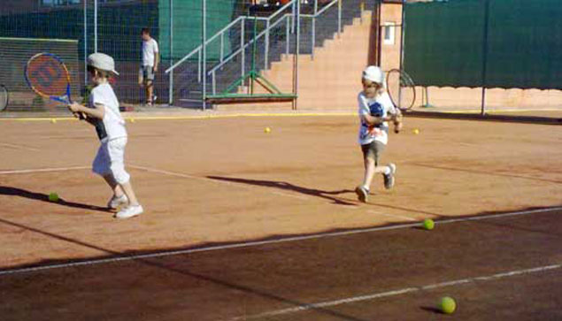 Curs tenis pentru copii